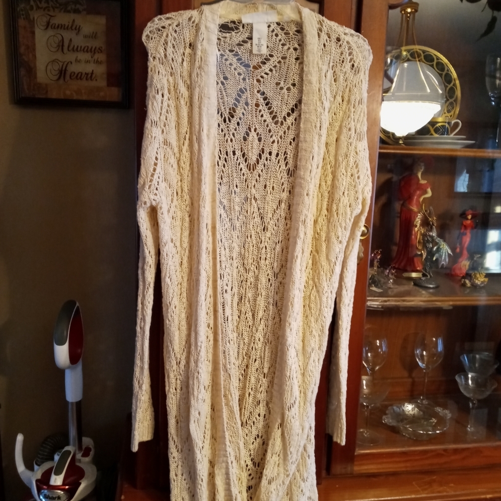 Calve length knit sweater